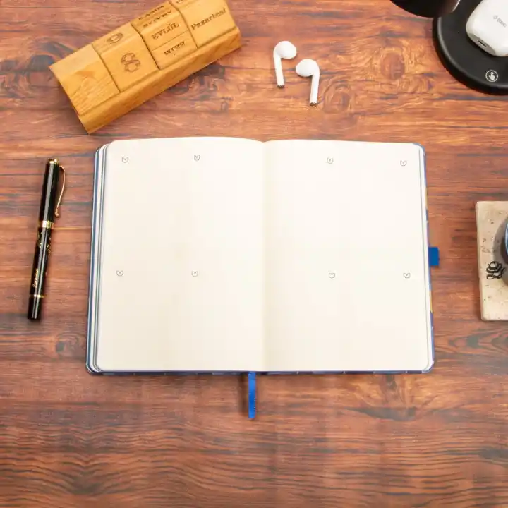 13,5x20 cm Mozaik Sert Kapak Noktalı Tarihsiz Dikişli Not Okul Defteri