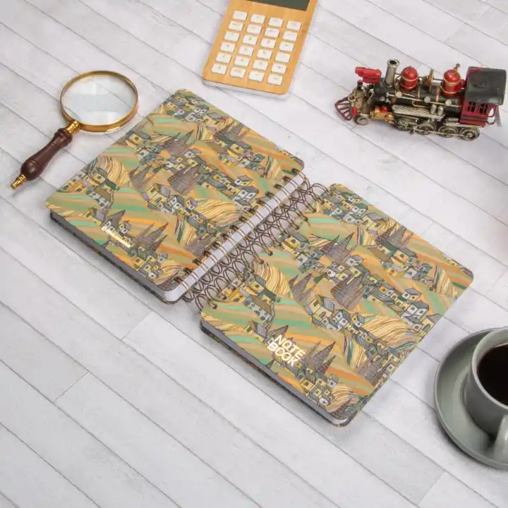 16,5x20 cm Şehir Sert Kapak Noktalı Tarihsiz Spiralli Not Okul Defteri