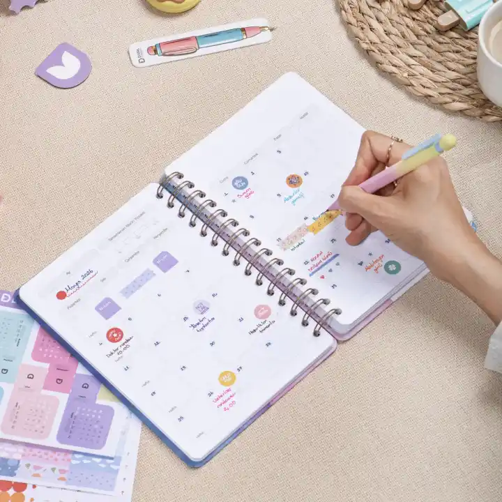 A5 Süresiz Haftalık Planlayıcı Spiralli Kuşe Kapak - Renklerin Dansı