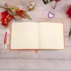 16,5x16,5 cm Kırmızı Yumuşak Deri Kapak Noktalı Tarihsiz Dikişli Not Okul Defteri