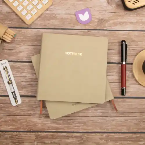 16,5x16,5 cm Yumuşak Vegan Deri Kapak Noktalı Not Okul Defteri - Krem