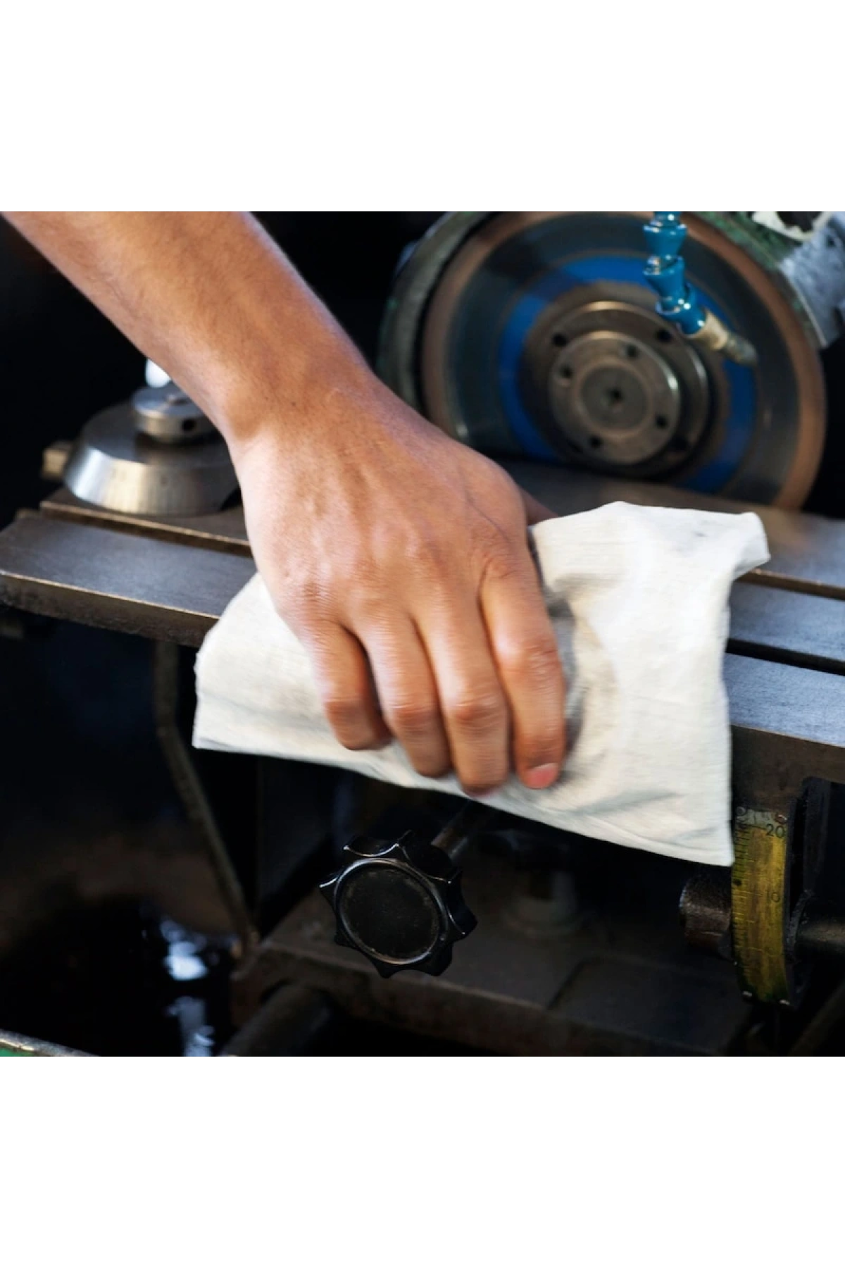 Tork Ağır Kir Temizlik Bezi 106M*1 (530137) (Nonwoven Bezi)