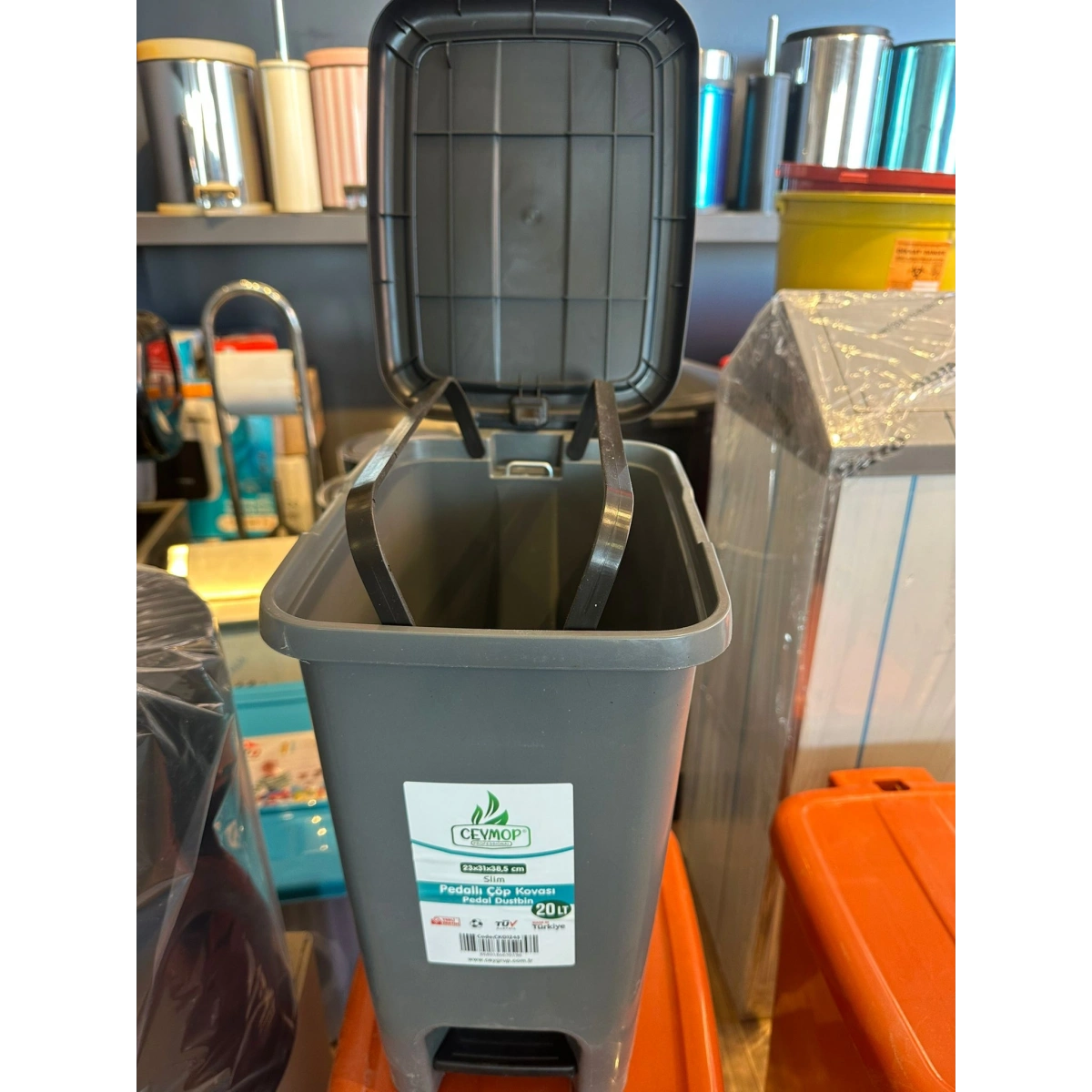 Cey Grup Pedallı Slim Gri Çöp Kovası 20 L