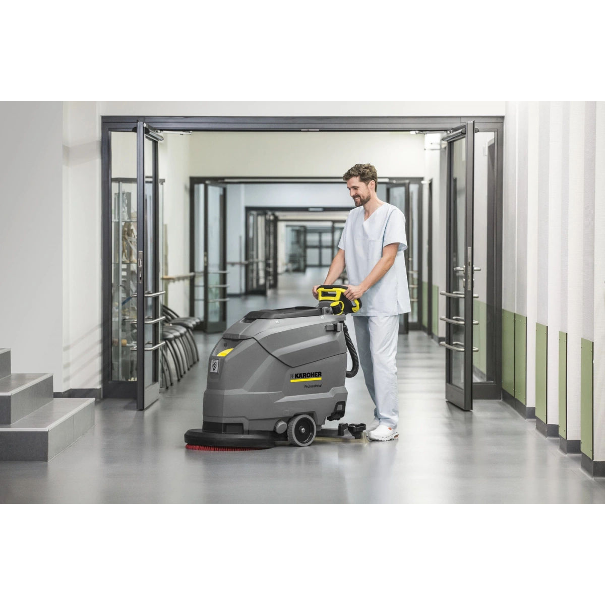 Karcher Bd 50/50 9.600-982.0 Akülü Zemin Temizleme Makinesi