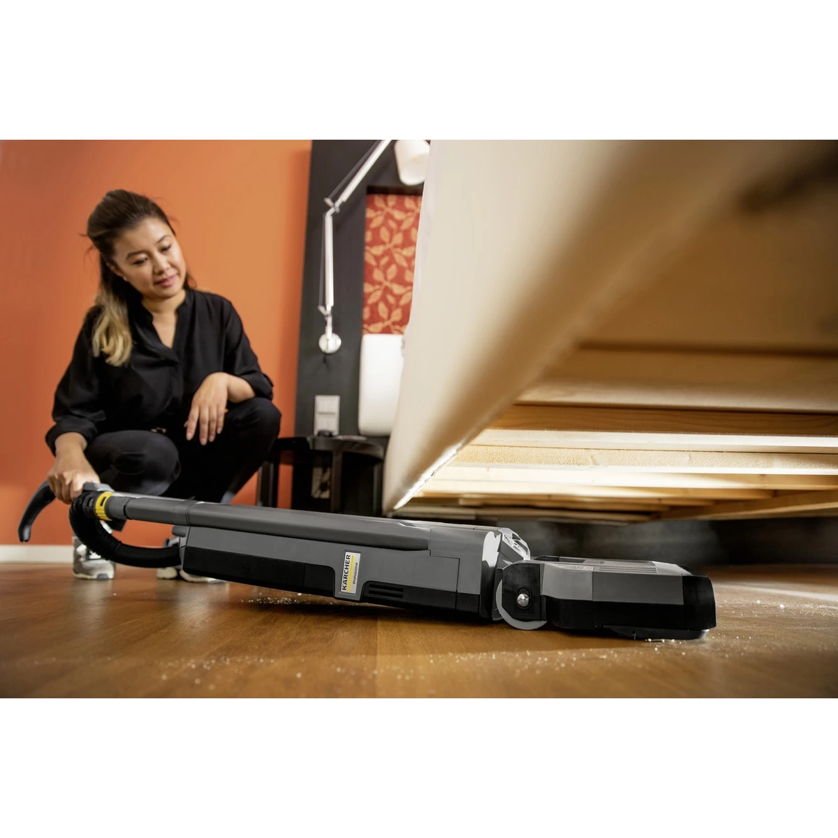 Karcher Cv 30/2 Bp Pack *Eu (1.023-201.0) Akülü Dik Fırça Tipi Elektrikli Süpürge