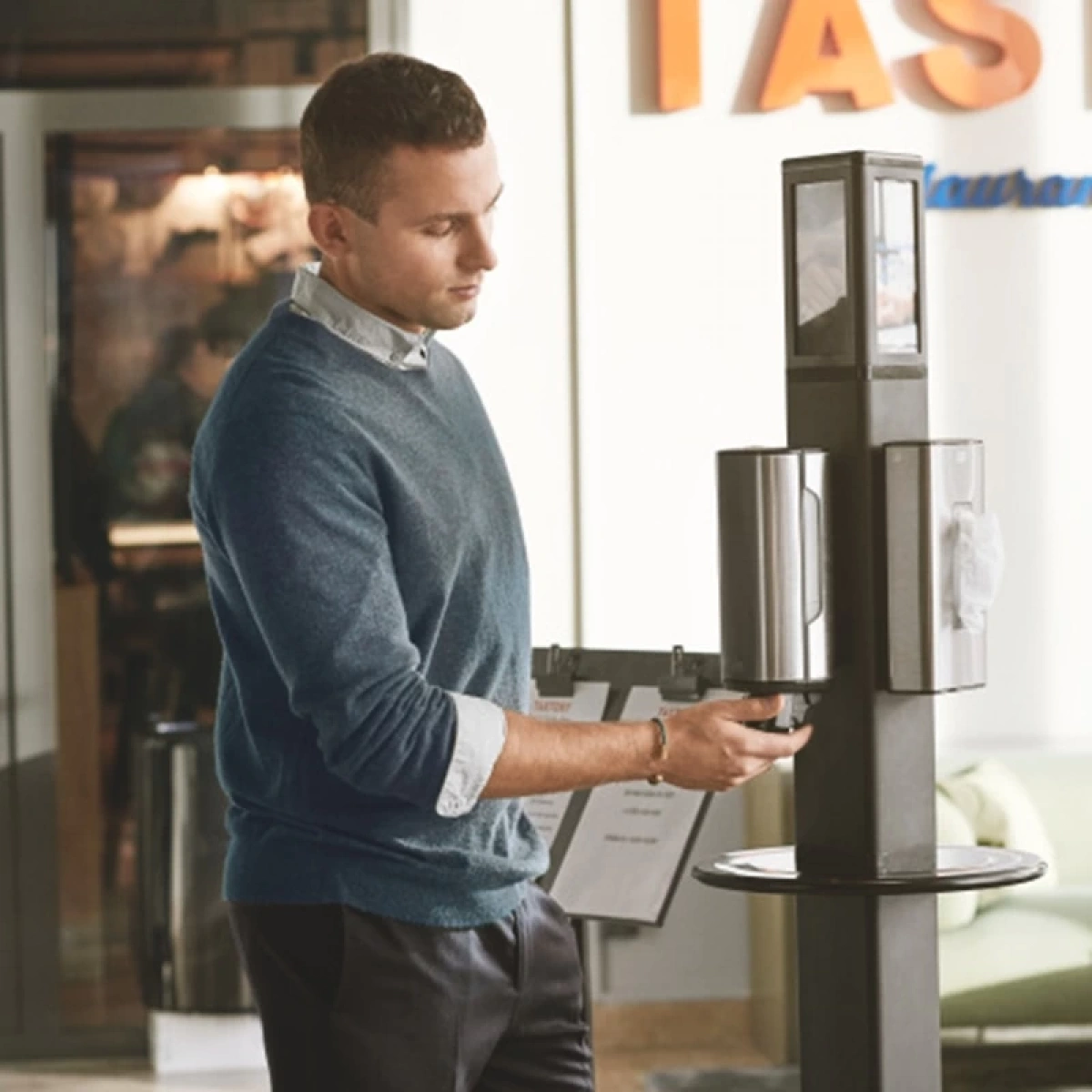 Tork 460010 Paslanmaz Çelik Köpük Sabun Dispanseri