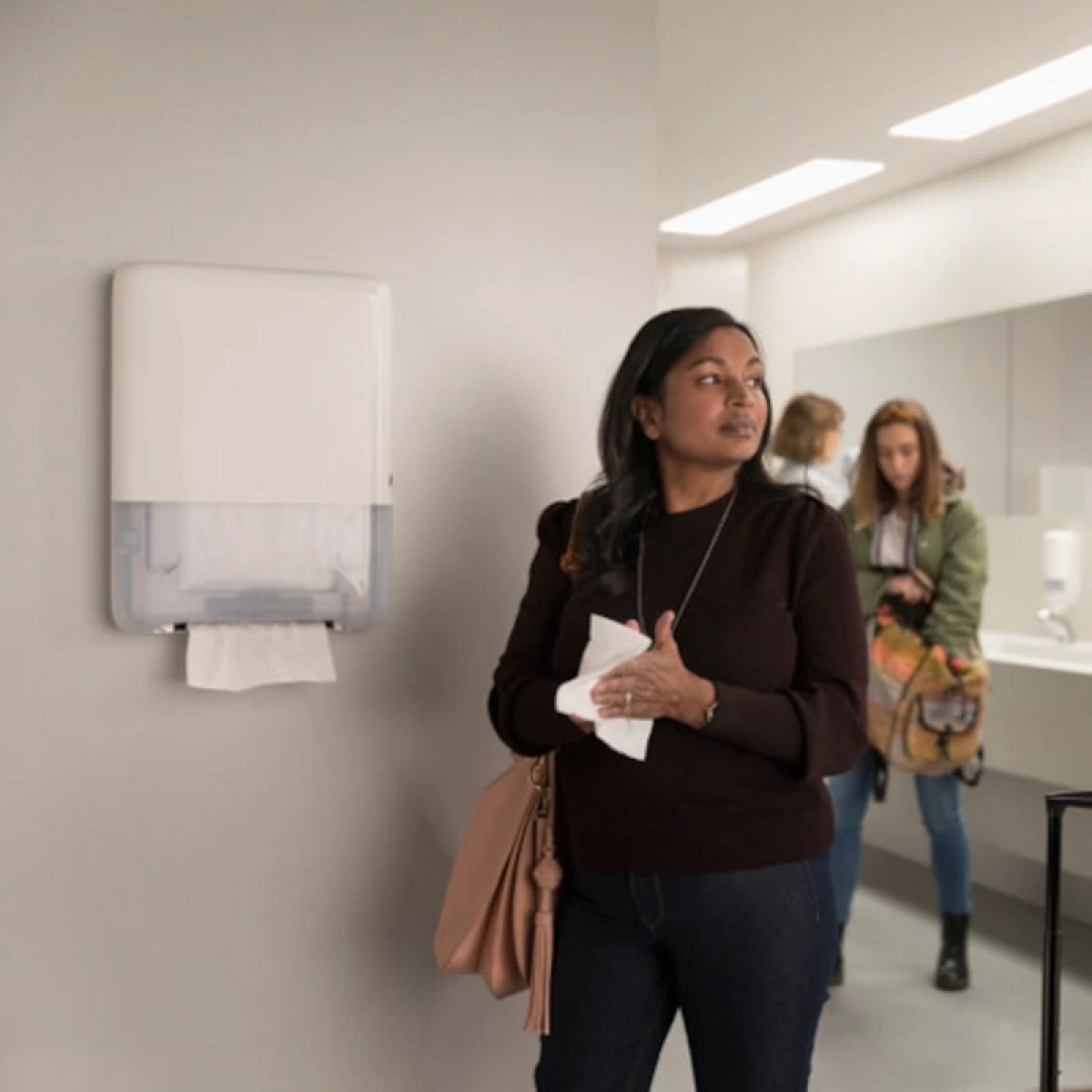 Tork 552550 Peakserve™ Mini Kağıt Havlu Dispanseri Beyaz