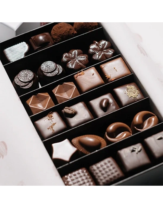 16lI Special Çikolata Kutusu