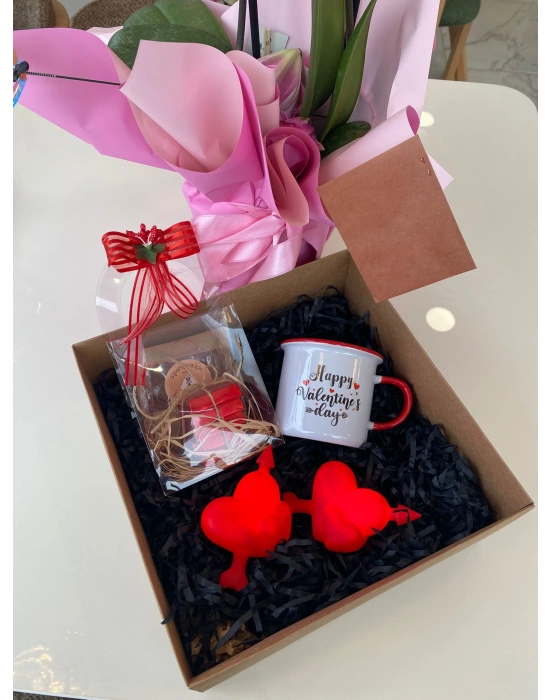 Sevgililer Gününe Özel Kalpli Çikolata, Kupa, Ledli Kalp