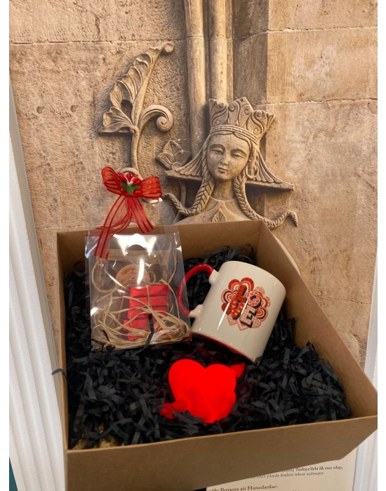 Sevgililer Gününe Özel 5li Çikolata, Kupa, Ledli Kalp 4