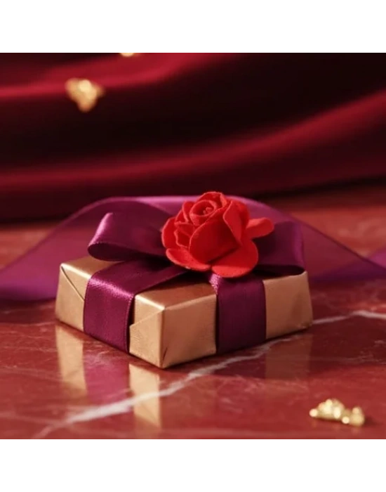 Kurdela ve Kağıt Çiçekli Sargılı Çikolata