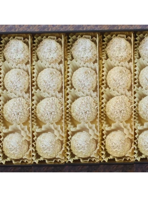 Çikolata Kaplı Hindistan Cevizli Trüf 20 adet Teneke Kutu