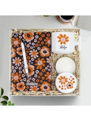 Kişiye Özel Flowers Hediye Kutusu Kadınlar Gününe Özel