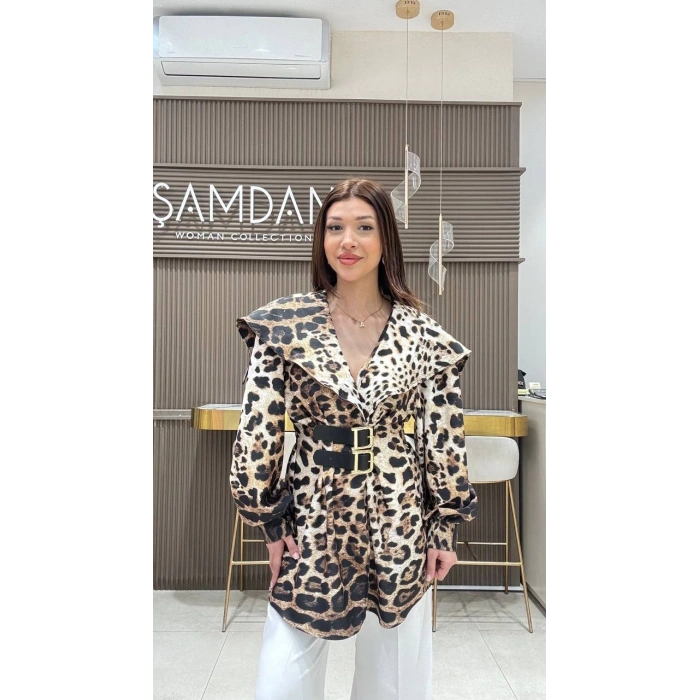 DESENLİ KEMER DETAYLI CEKET