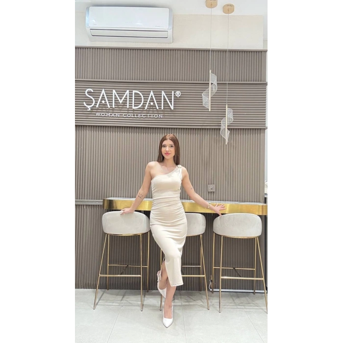 TEK OMUZ DETAYLI MİDİ ELBİSE