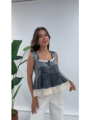 DANTELLİ ASKILI BLUZ