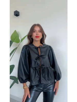 ÖNDEN BAĞLAMA DETAYLI DERİ BLUZ