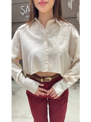 ÜSTÜ TAŞ DETAYLI KISA GÖMLEK