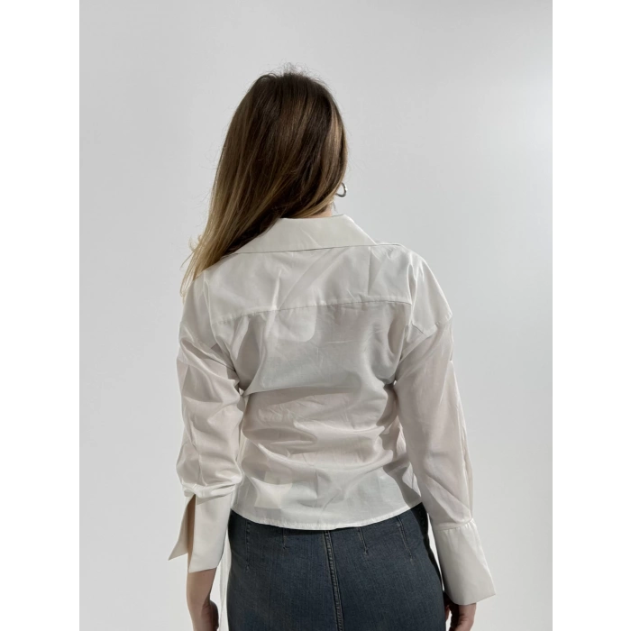 ÖNÜ BAĞLAMA DETAYLI BLUZ EKRU