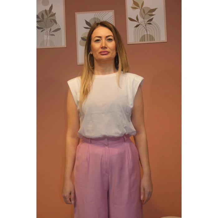 Vatkalı Kolsuz Basic Tişört Ekru