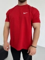 Oversize Kırmızı Nike Baskılı Kollar Dar Kesim T-Shirt