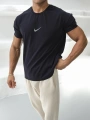 Oversize Nike Reflektör Lacivert Baskılı Kollar Dar Kesim T-Shirt