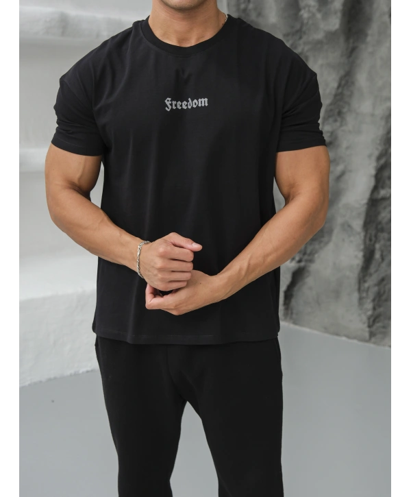 Oversize Siyah Reflektör Kanat Baskı Kollar Dar Kesim T-Shirt