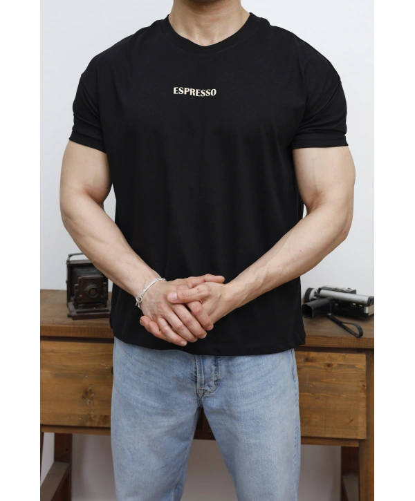 OVERSİZE ESPRESSO BASKI SİYAH KOLLAR DAR KESİM T-SHİRT