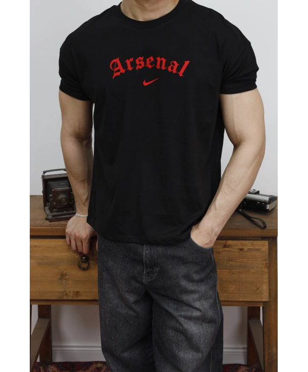 OVERSİZE ARSENAL BASKI SİYAH KOLLAR DAR KESİM T-SHİRT