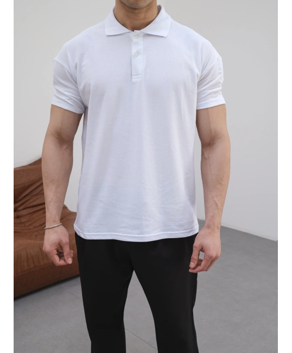 BEYAZ POLO YAKA OVERSİZE KOLLAR DAR KESİM T-SHİRT