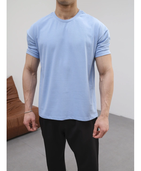 OVERSİZE BEBE MAVİSİ RENK KOLLAR DAR KESİM T-SHİRT