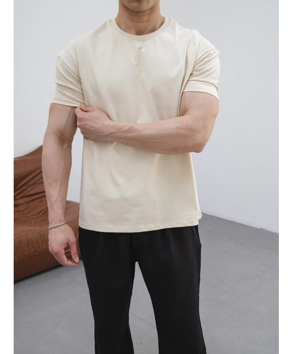 OVERSİZE BEJ RENK KOLLAR DAR KESİM T-SHİRT