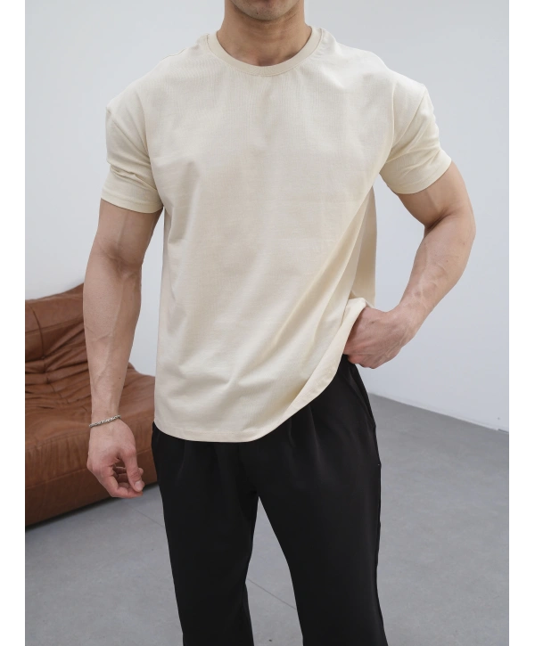 OVERSİZE BEJ RENK KOLLAR DAR KESİM T-SHİRT