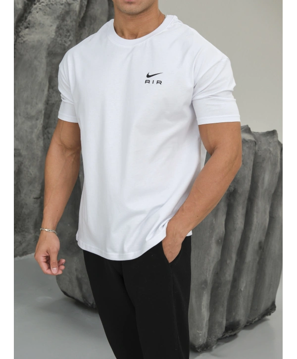 OVERSİZE BEYAZ AİR NİKE KOLLAR DAR KESİM T-SHİRT