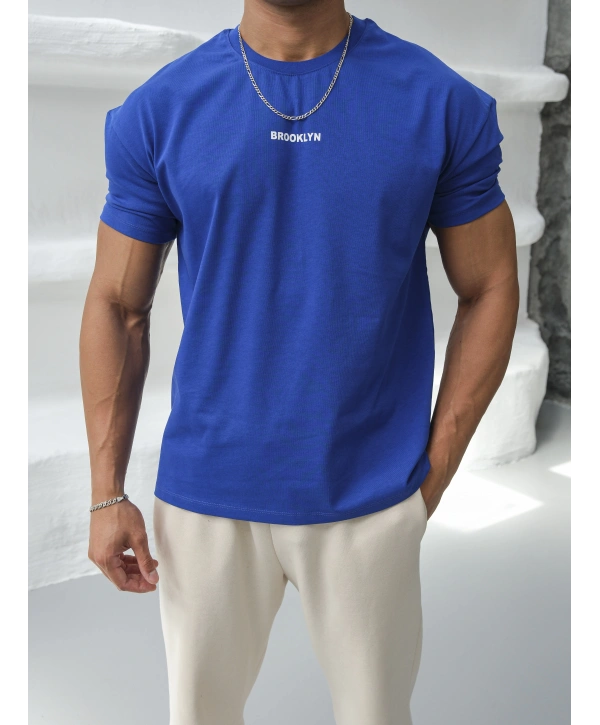 Oversize Brooklynn Baskı Saks Mavisi Kollar Dar Kesim T-Shirt