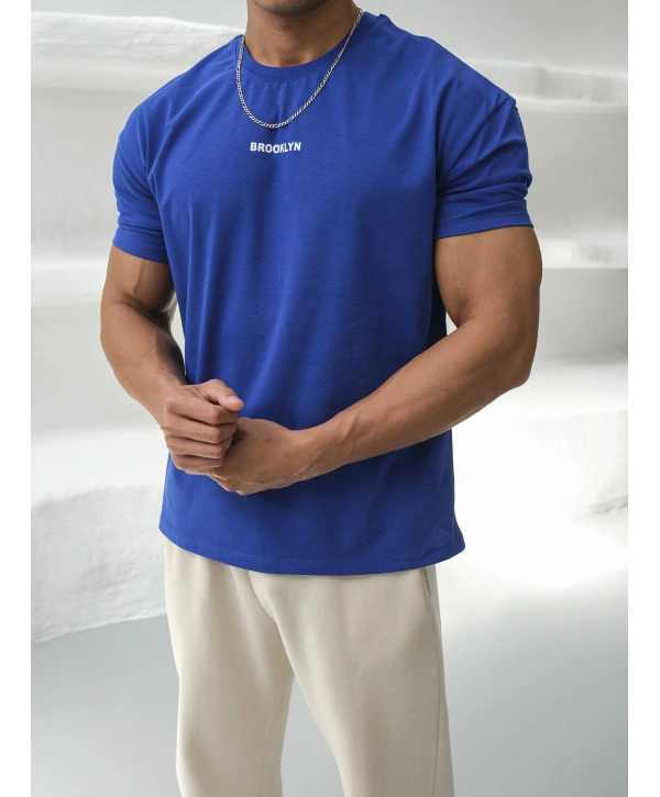 Oversize Brooklynn Baskı Saks Mavisi Kollar Dar Kesim T-Shirt