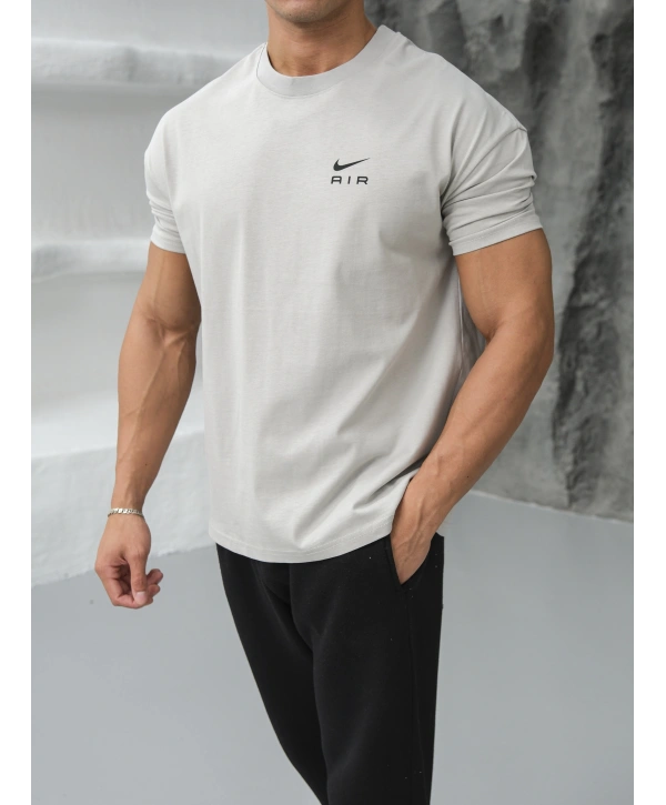 OVERSİZE GRİ AİR NİKE KOLLAR DAR KESİM T-SHİRT