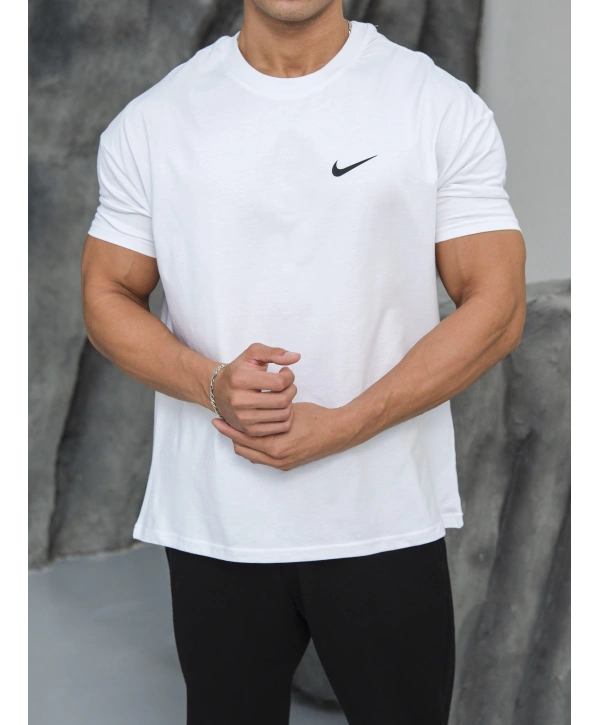 Oversize Nike Baskılı Kollar Dar Kesim T-Shirt