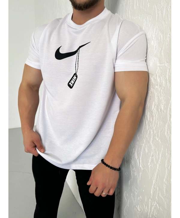 Oversize Nike Beyaz Zincir Baskı Kollar Dar Kesim Tshirt