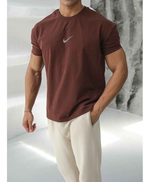 Oversize Nike Reflektör Kahve Baskılı Kollar Dar Kesim T-Shirt