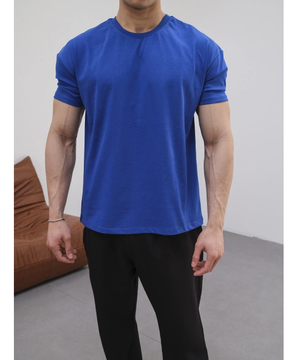 OVERSİZE SAKS MAVİSİ RENK KOLLAR DAR KESİM T-SHİRT