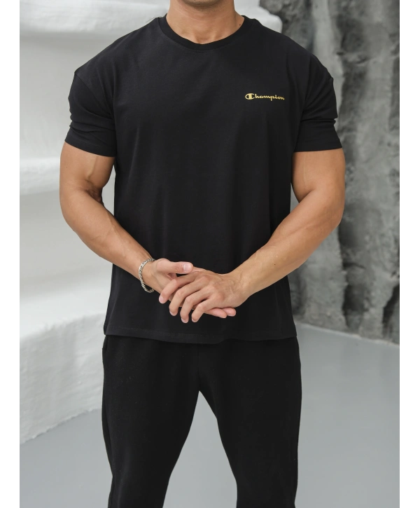 OVERSİZE SİYAH REFLEKTÖR CHAMPİON KOLLAR DAR KESİM T-SHİRT