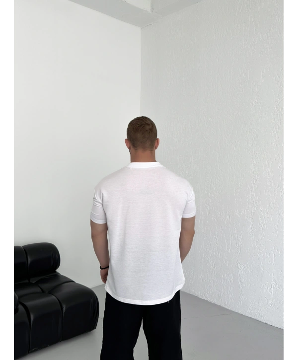 Oversize Vans Beyaz Baskılı Kollar Dar Kesim T-Shirt