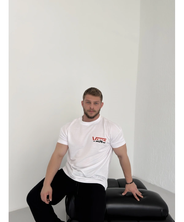 Oversize Vans Beyaz Baskılı Kollar Dar Kesim T-Shirt