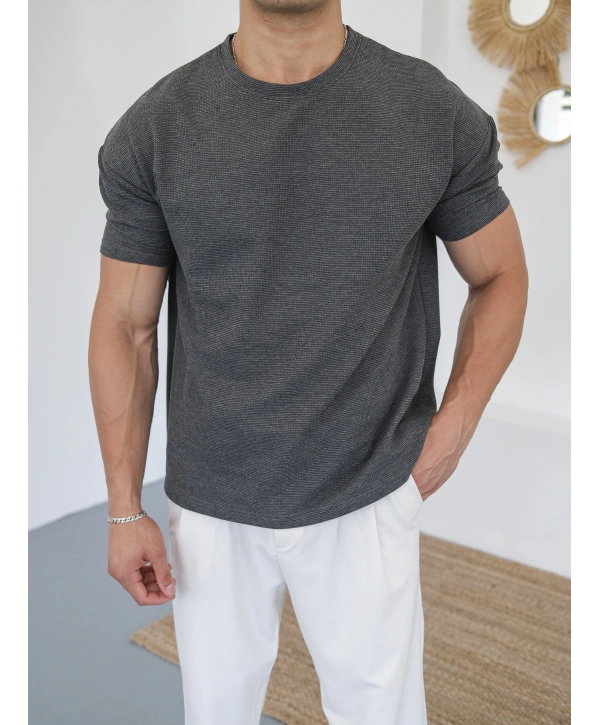 WAFFLE KUMAŞ ANTRASİT KOLLAR DAR KESİM T-SHİRT