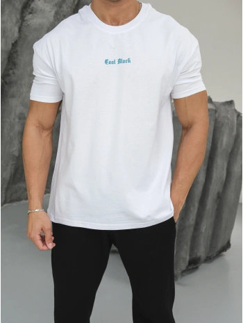 Oversize Beyaz Cool Black Baskı Kollar Dar Kesim T-Shirt