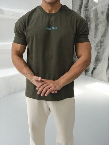 Oversize Haki Cool Black Baskı Kollar Dar Kesim T-Shirt