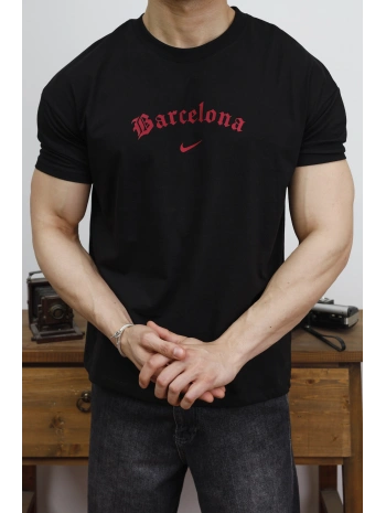 OVERSİZE BARCELONA BASKI SİYAH KOLLAR DAR KESİM T-SHİRT