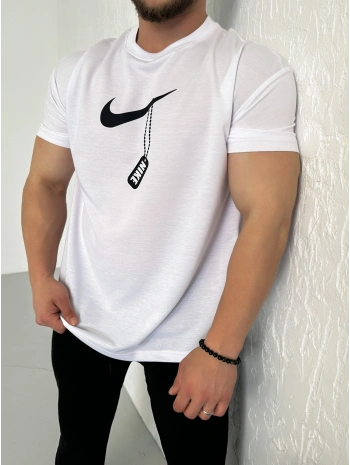 Oversize Nike Beyaz Zincir Baskı Kollar Dar Kesim Tshirt