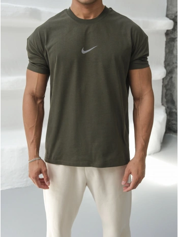 Oversize Nike Reflektör Haki Baskılı Kollar Dar Kesim T-Shirt